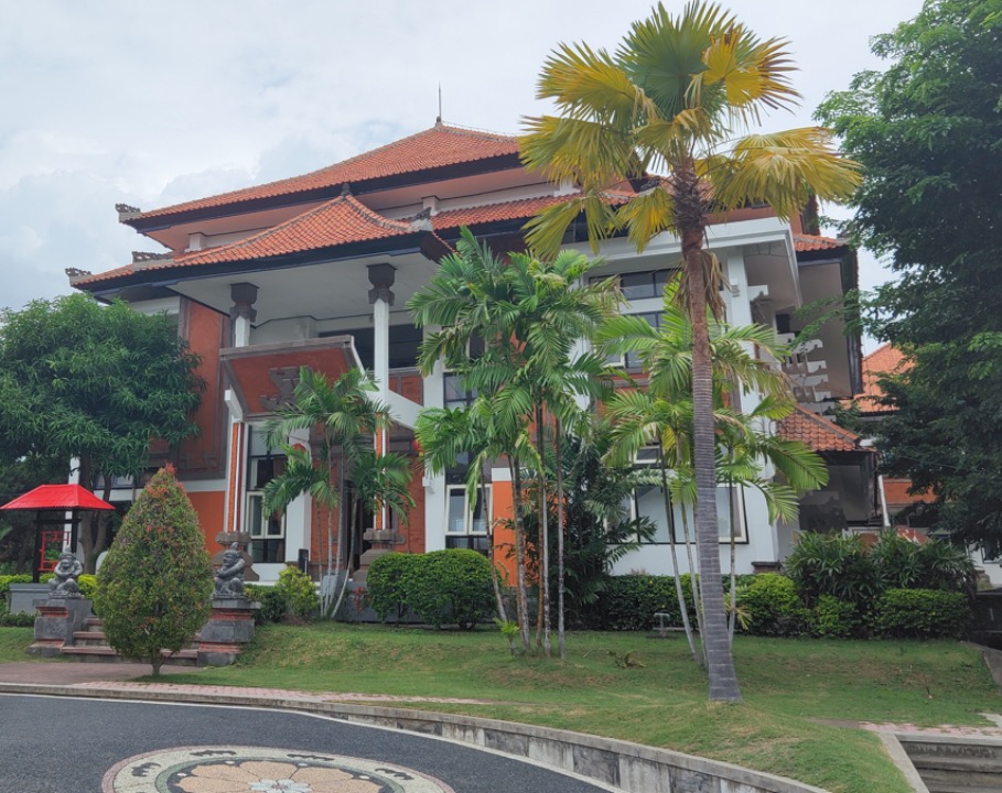 巴厘国立师范大学（伽内什教育大学）